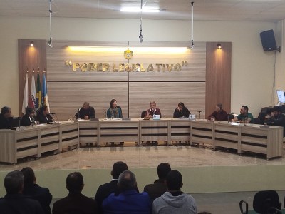 12ª Sessão Ordinária - Visita dos representantes do Hospital Regional do Câncer da Cidade de Passos/MG.