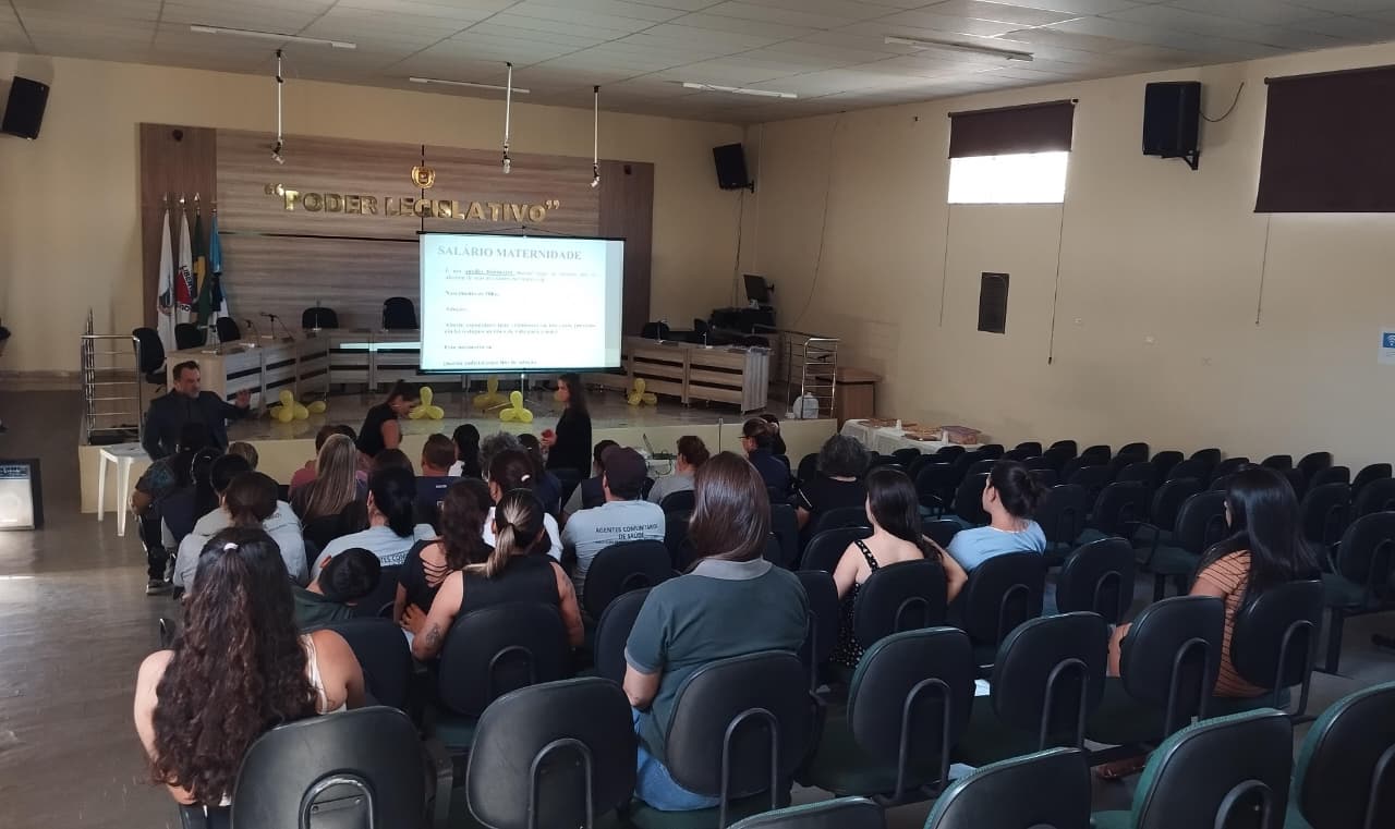 Agosto Dourado - Mês de Conscientização sobre o Aleitamento Materno - Palestra: Técnicas de Amamentação e Direito das Gestantes.