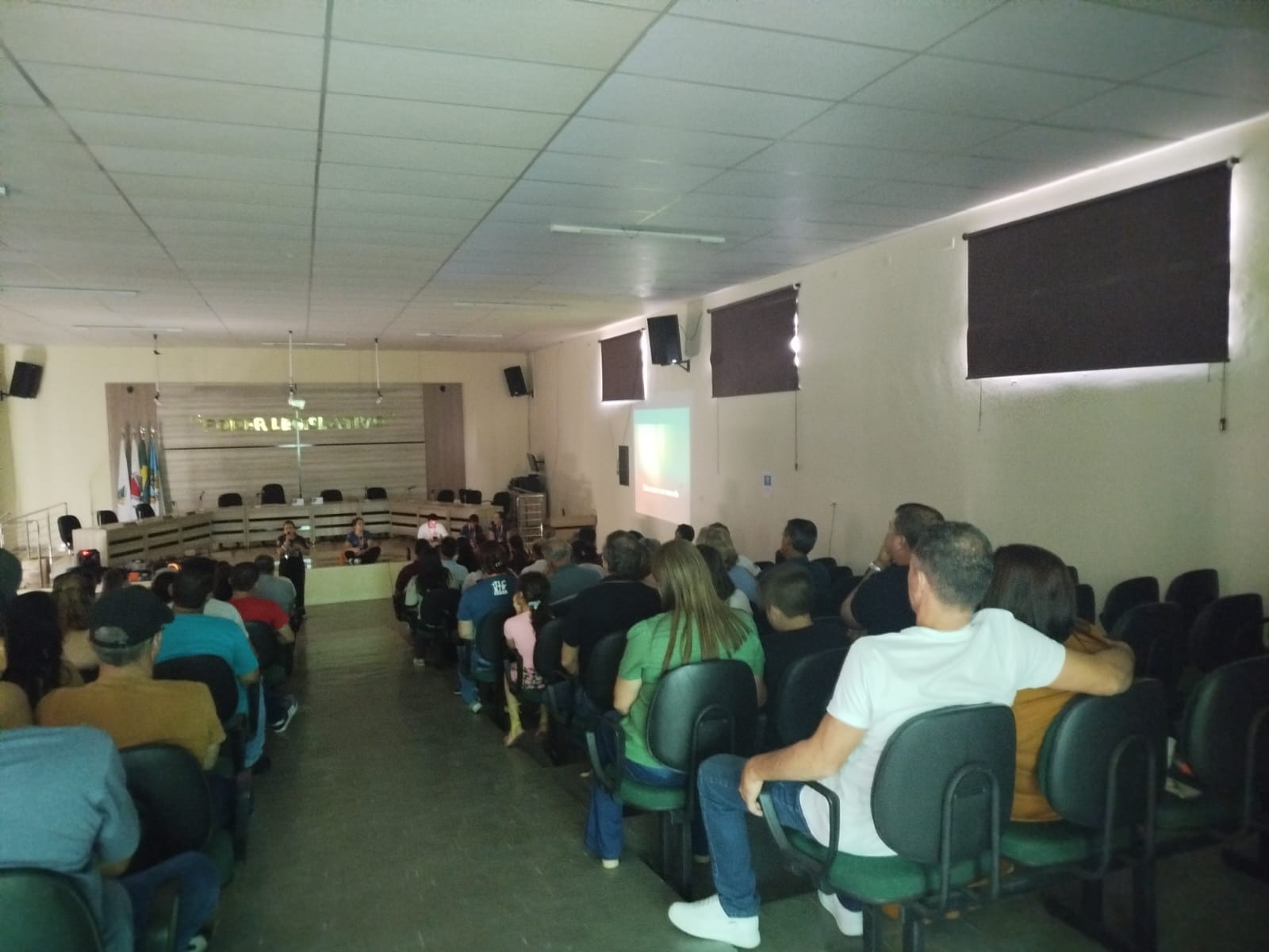 Cessão de Espaço da Câmara Municipal para Reunião com Pais de Cursistas do TLC.